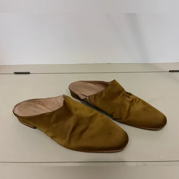 Intentionally Blank Mules (Mustard) - Picture 3 of 4